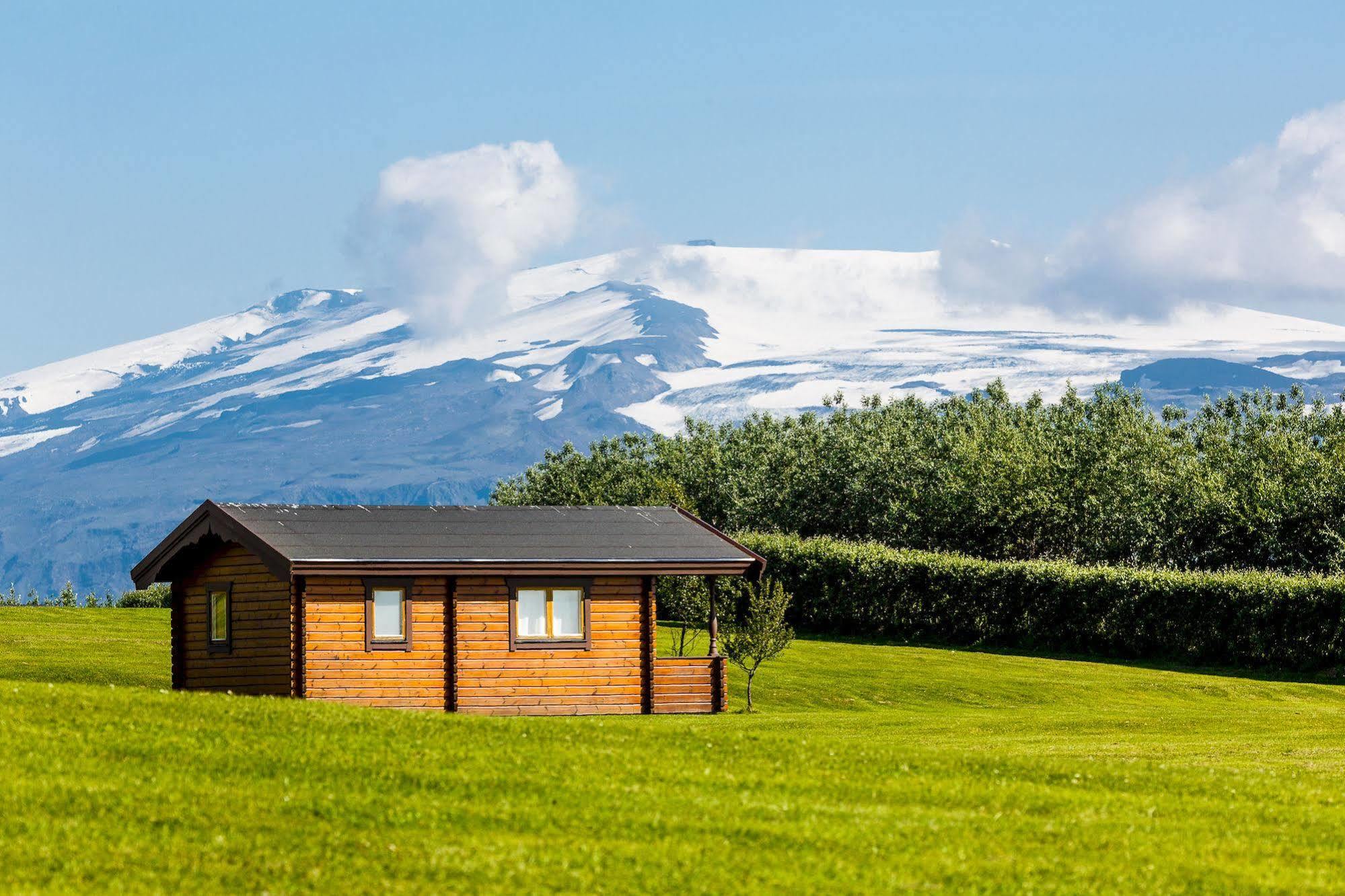 Hellisholar Cottages Хвольсвёдлюр Экстерьер фото